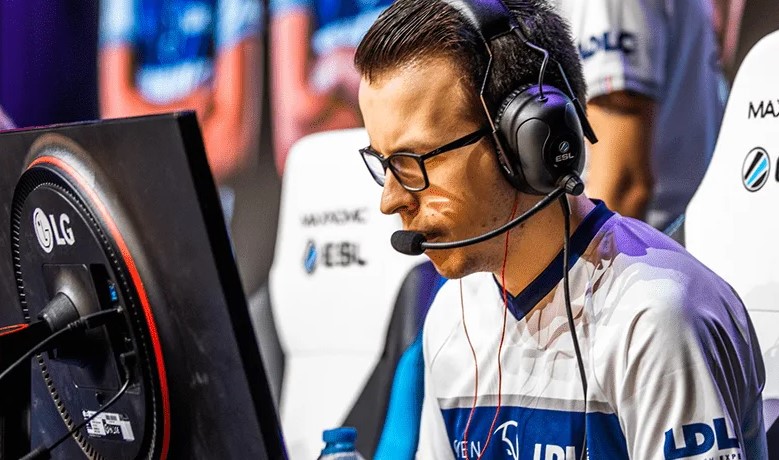 CS:GO. No Limit Gaming VS FATE eSports. Прогноз: Фора 2 (3.5)