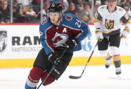 Хоккей. НХЛ. Колорадо — Вегас. Прогноз: П1