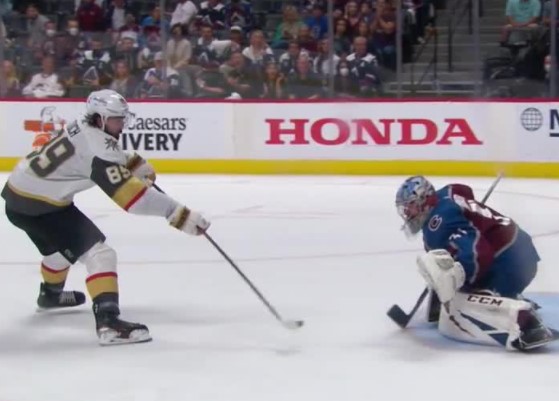 Хоккей. NHL. Вегас Голден Найтс – Колорадо Эвеланш. Прогноз: Тотал (5.5) М