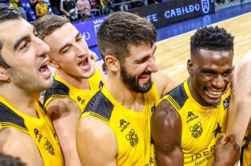 Баскетбол. Чемпионат Испании. Иберостар Тенерифе - Бургос. Прогноз: П1 и ТБ (155.5) - Да