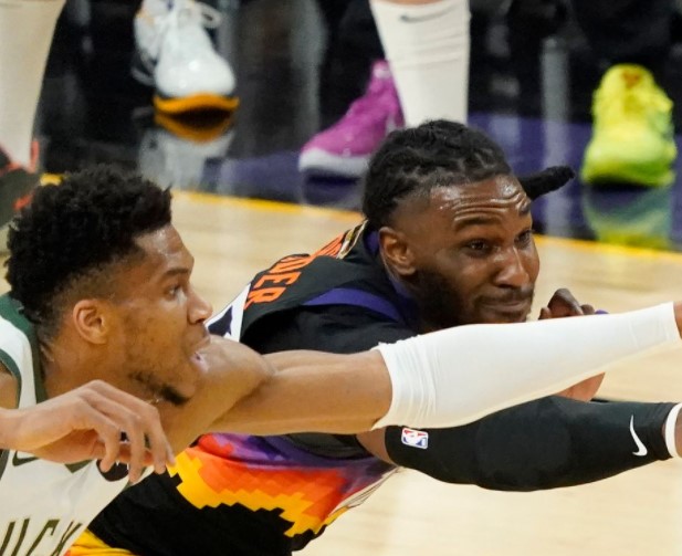 Баскетбол. НБА. Милоуки Бакс - Финикс Санз. Прогноз: Фора 2 (7)