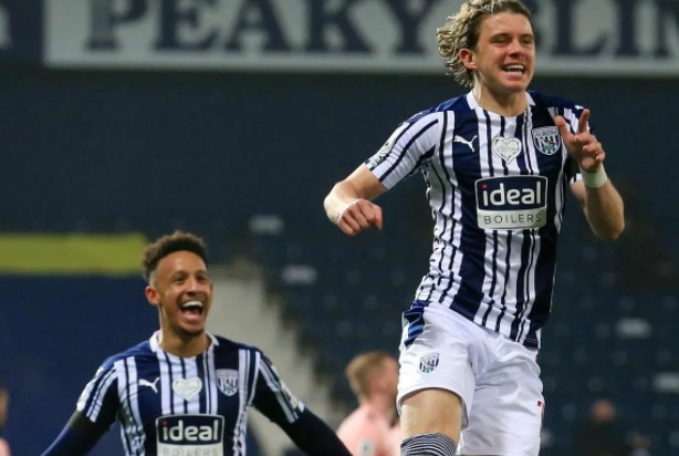 Футбол. ТМ клубов. Вокинг - Вест Бромвич. Прогноз: Фора 2 (-1)