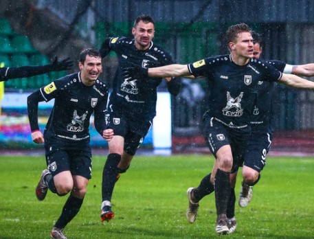 Футбол. Премьер-Лига. Арсенал (Тула) – Рубин. Прогноз: Фора 2 (0)