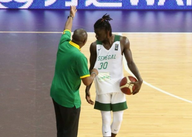 Баскетбол. Чемпионат Мира до 19 лет. Сенегал (19) - США (19). Прогноз: Фора 2 (-31.5)