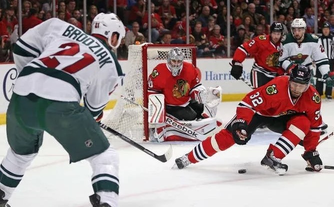 Хоккей. НХЛ. Миннесота - Чикаго. Прогноз: Тотал (5.5) Б