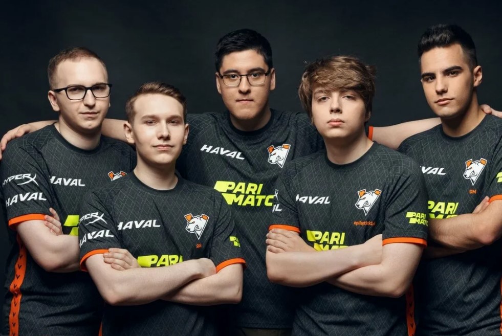 Dota 2. Dota Pit Invitational. T1 - SG e-sports. Прогноз: ФОРА1 (-1.5)