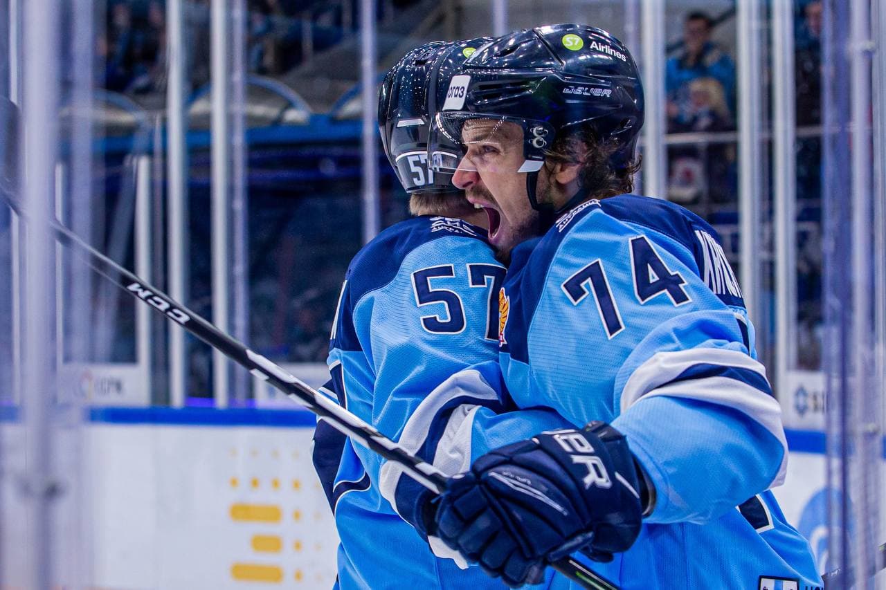 Хоккей. КХЛ. Кунлунь - Сибирь. Прогноз: П2