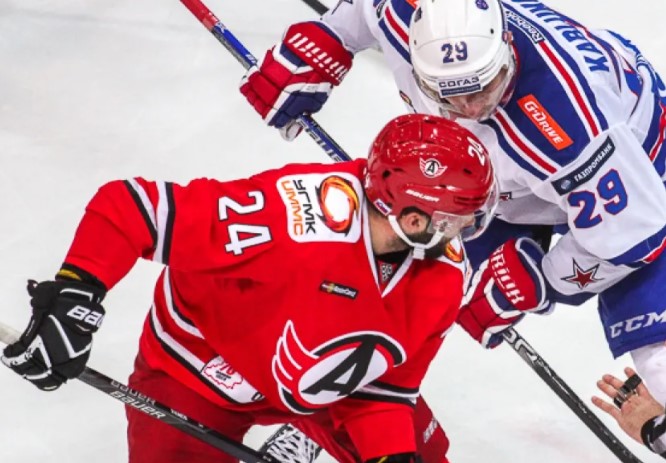 Хоккей. КХЛ. Автомобилист - СКА. Прогноз: П2