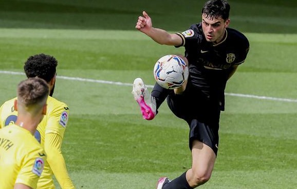 Футбол. Чемпионат Испании. Вильярреал - Барселона. Прогноз: Тотал (2.5) Б