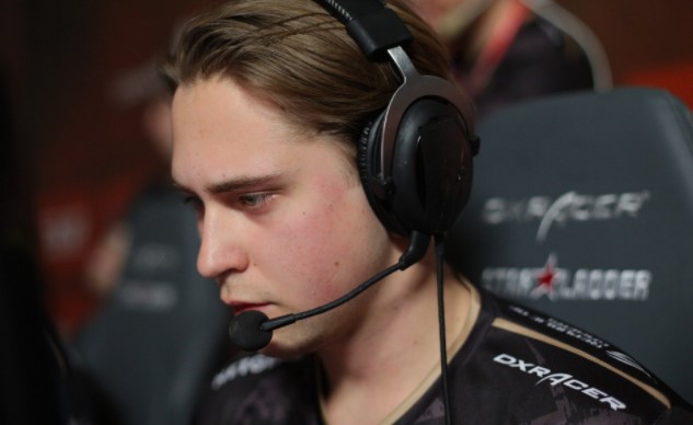 Counter-Strike. ESEA EU.. DBL PONEY — GamerLegion. Прогноз: Победа 1