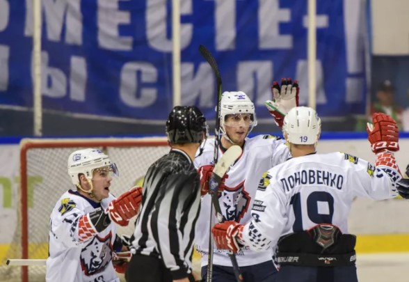 Хоккей. БХЛ. Металлург Жлобин - Гомель. Прогноз: Тотал (4.5) Б