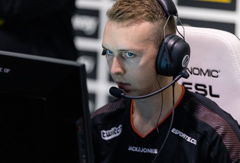 Funspark ULTI 2021. Astralis vs. fnatic. Прогноз: П2