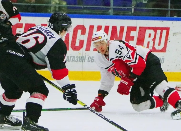 Хоккей. ВХЛ. Тамбов - Металлург. Прогноз: Фора 1 (2)