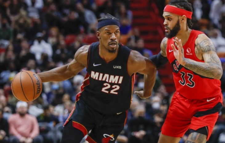 Баскетбол. NBA. Торонто Рэпторз - Майами Хит. Прогноз: Фора 1 (-3)