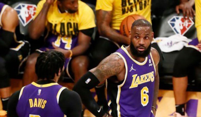 Баскетбол. NBA. Лос-Анджелес Лейкерз - Нью-Орлеан. Прогноз: Фора 1 (-2)