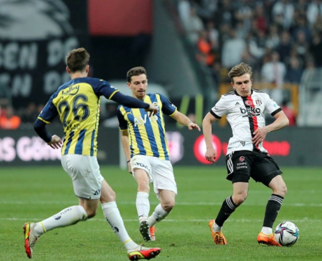 Футбол. Чемпионат Испании. Реал Мадрид - Реал Бетис. Прогноз: Тотал (3) Б