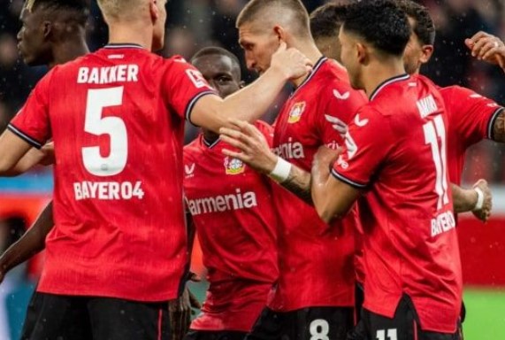 Футбол. Чемпионат Германии. Кёльн - Байер. Прогноз: Оба забьют - ДА