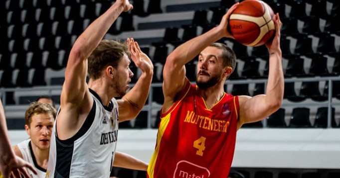 Баскетбол. Чемпионат Европы. Германия — Черногория. Прогноз: ИТ-2 (71.5) Б