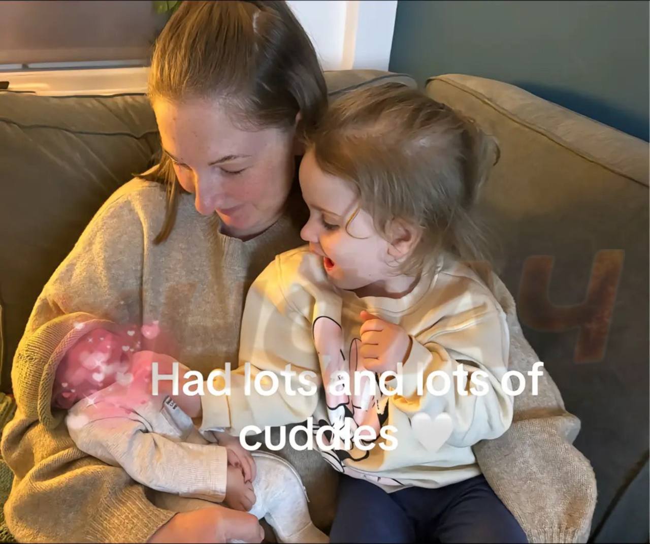 PZDC из Британии! Женщина родила мертвого ребенка, забрала домой и начала снимать Тик-Токи