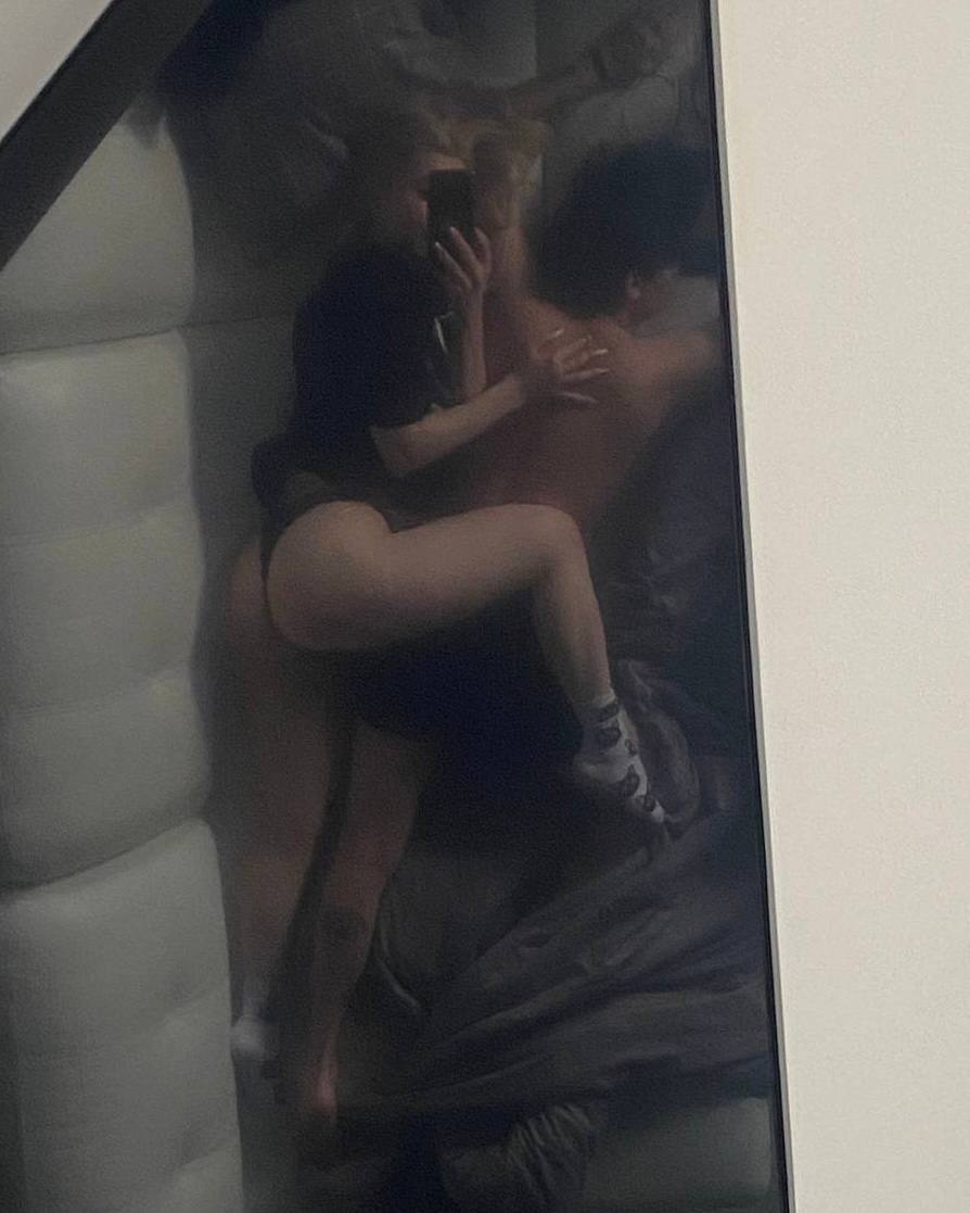 Певица Even Cute и её слитые фоточки для подписчиков