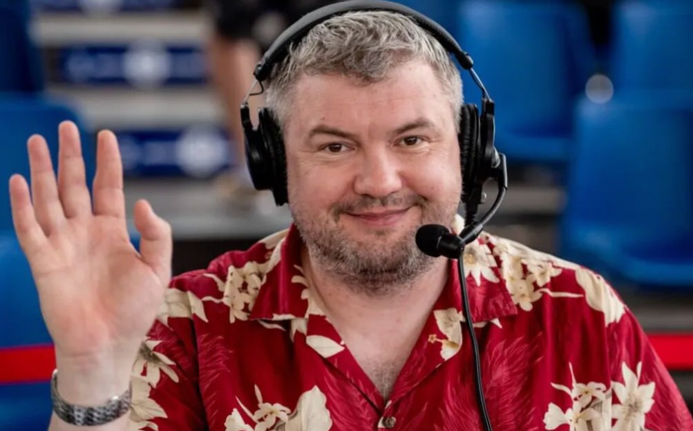 Комментатора Романа Скворцова избили неизвестные.