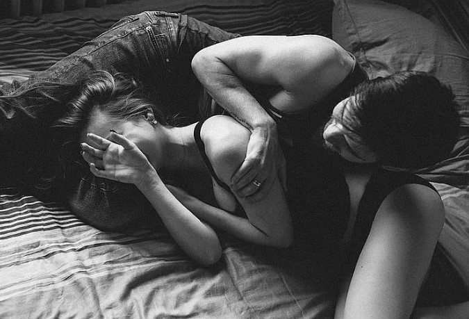 Исследование: Девушкам необходим секс для борьбы с депрессией