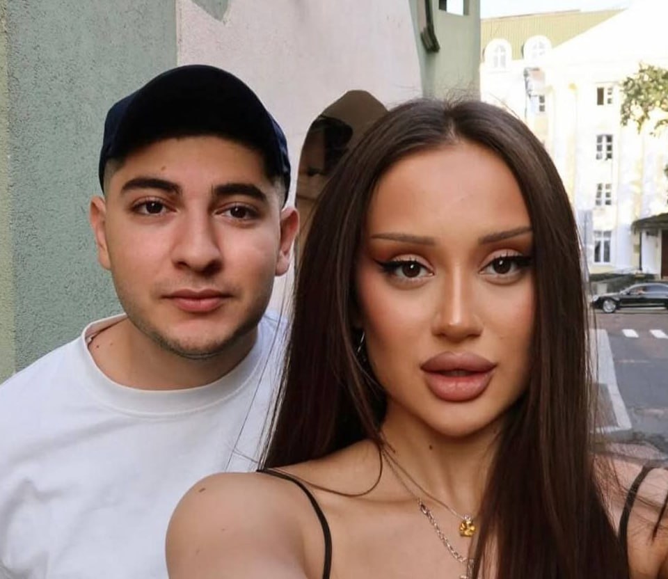 Блогерша Мадина случайно выбросила почти 8.500.000 рублей