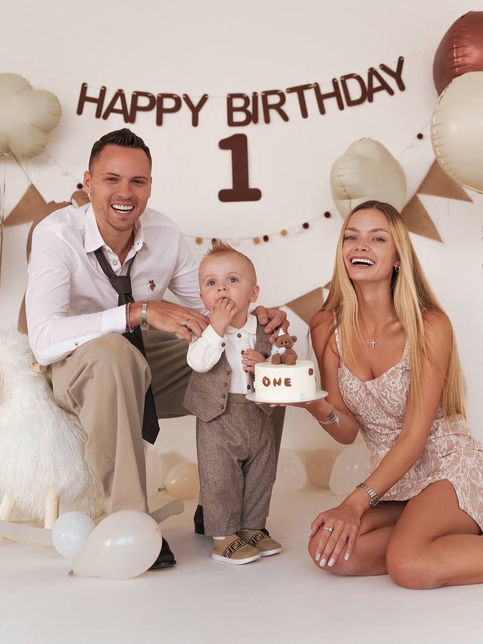 Младший сын Ани Ищук и Димаса Блога, Тео, едва не подавился: блогерша поделилась переживаниями