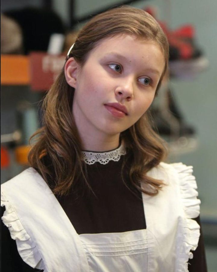 Айгуль из «Слово пацана» окончила 9-й класс