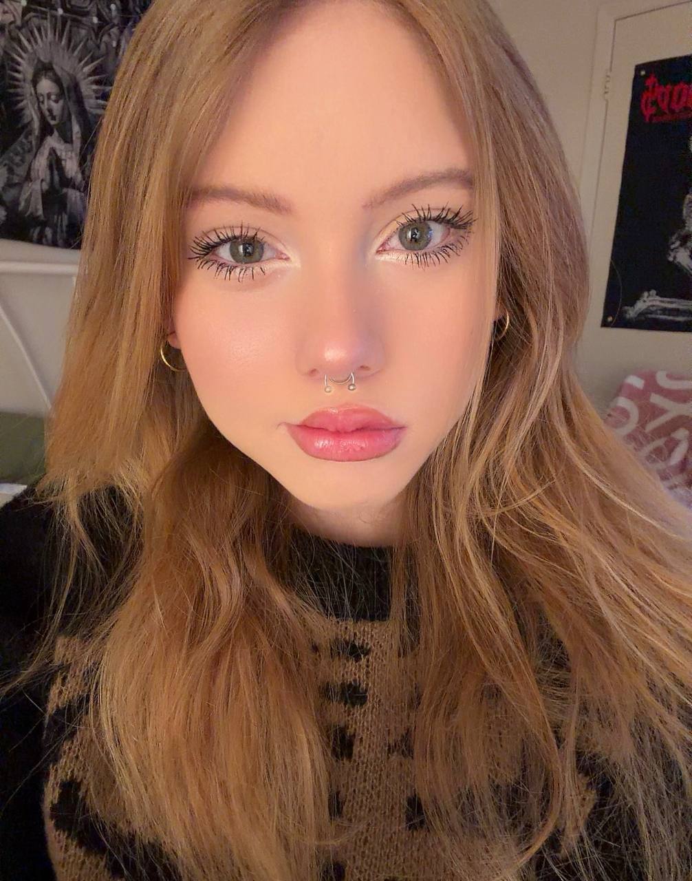 Анонимно! Avrrorka02 меня заскамила на 200 тг звезд