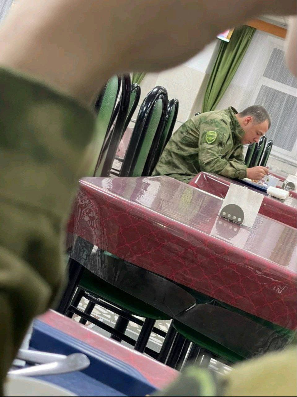 Рэпер Макан в армии как изгой: даже за одним столом не садятся