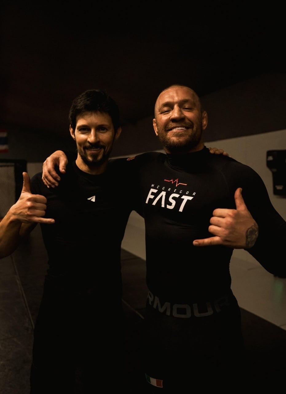 Дуров встретился с Конором Макгрегором — ждём UFC-подарки в Telegram?