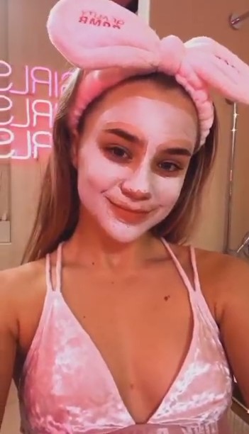 Катя Адушкина сливы фото и видео