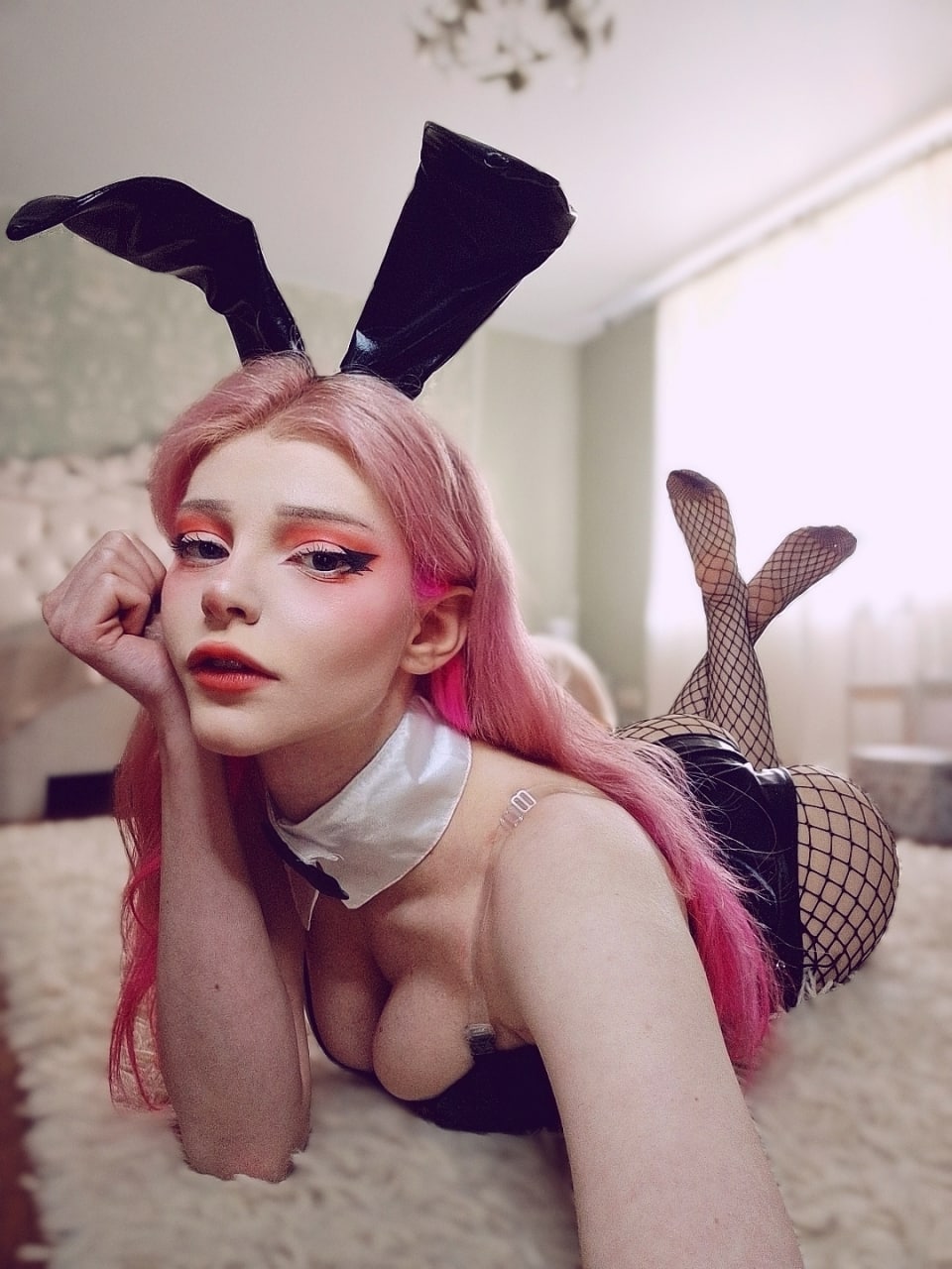 Стримерша LinaNeyeon