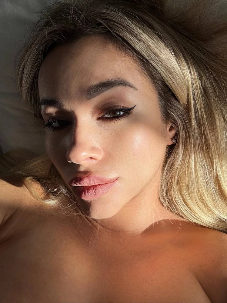 Анна Костенко сливы фото и видео