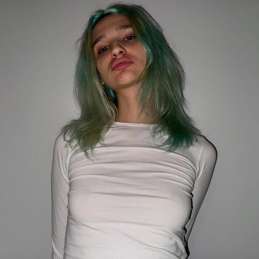 Лиза Анохина сливы фото и видео