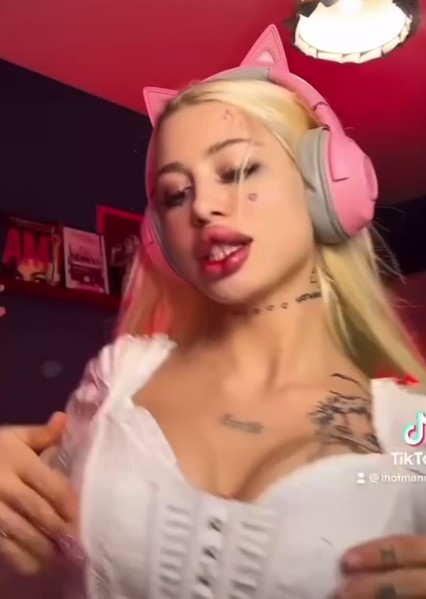 Хофманита  фото