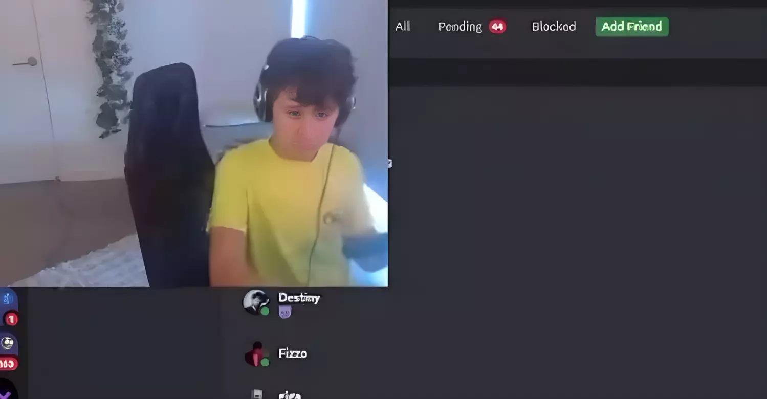 Пожизненный бан стримеру Nathaniel The Memer был выдан Твичем