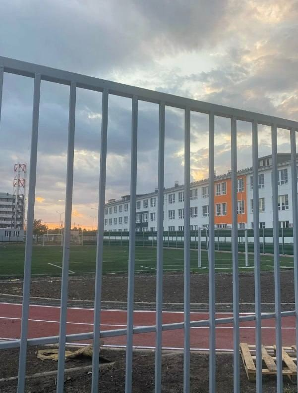 Восьмиклассник с ножом напал на двоих учеников школы в Краснодаре.