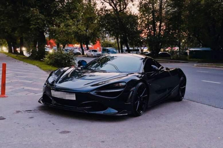 Владелец единственного McLaren в Перми покончил с собой после того, как на машину наложили арест.