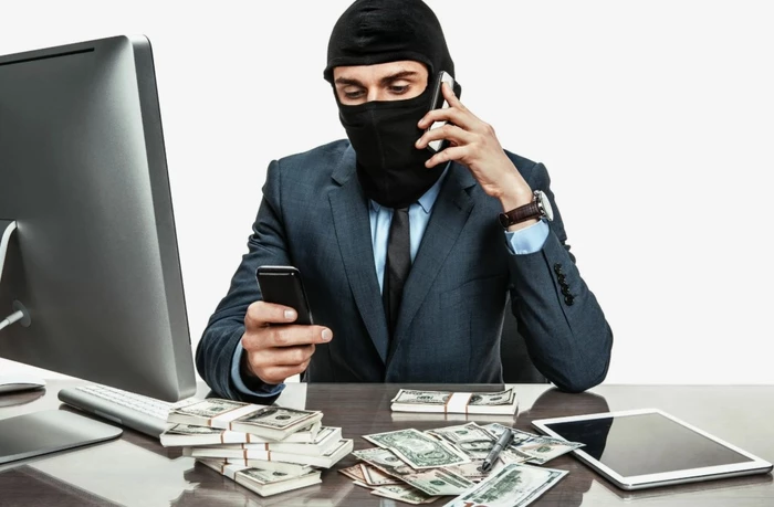 Пенсионер отдал мошенникам почти 50 миллионов после звонков лжечиновников