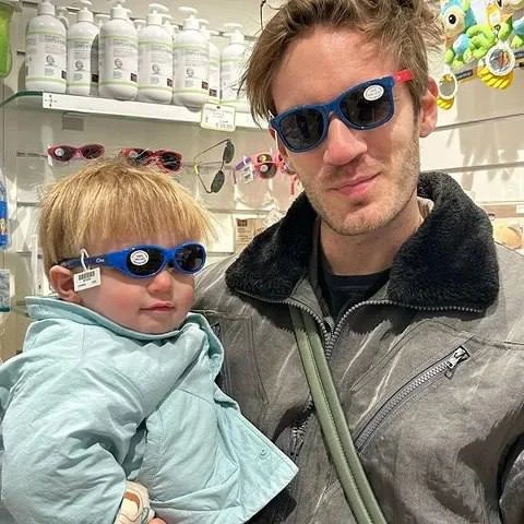 PewDiePie отказывается от семейных влогов ради сына