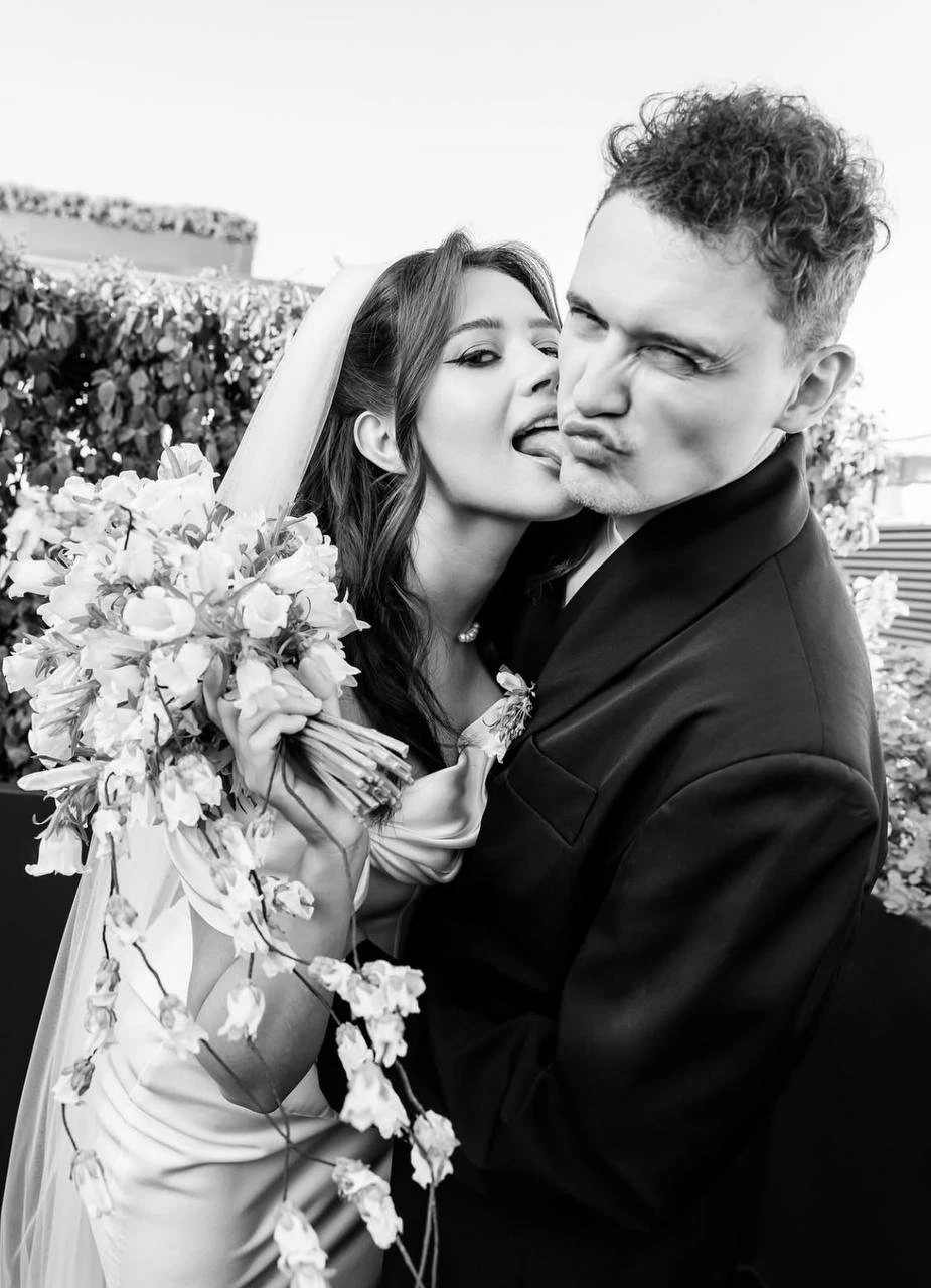 💍 Олеся Иванченко внезапно объявила о свадьбе с Максимом Зайцем