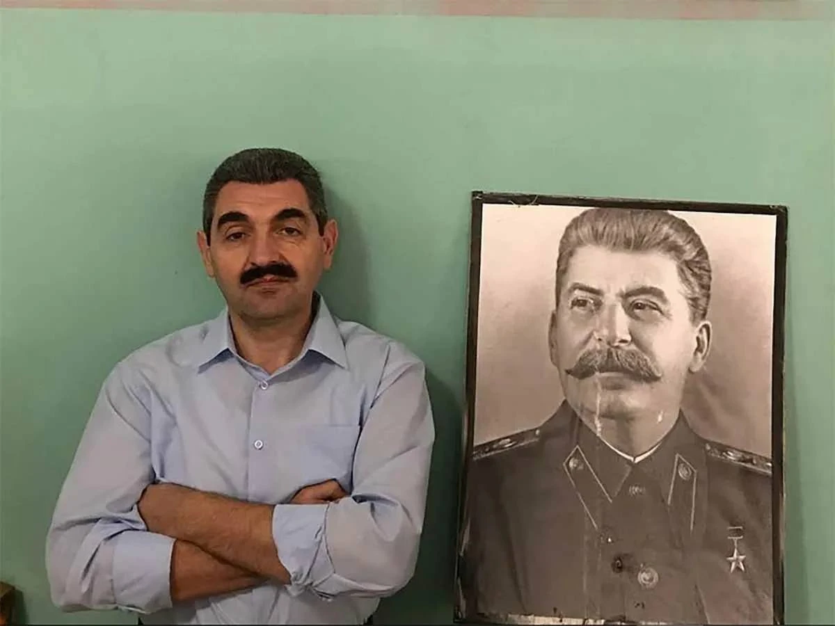 🗳️ Армен Бежанян, известный зрителям по роли Арменки в сериале «Реальные пацаны», решил попробовать себя в большой политике.