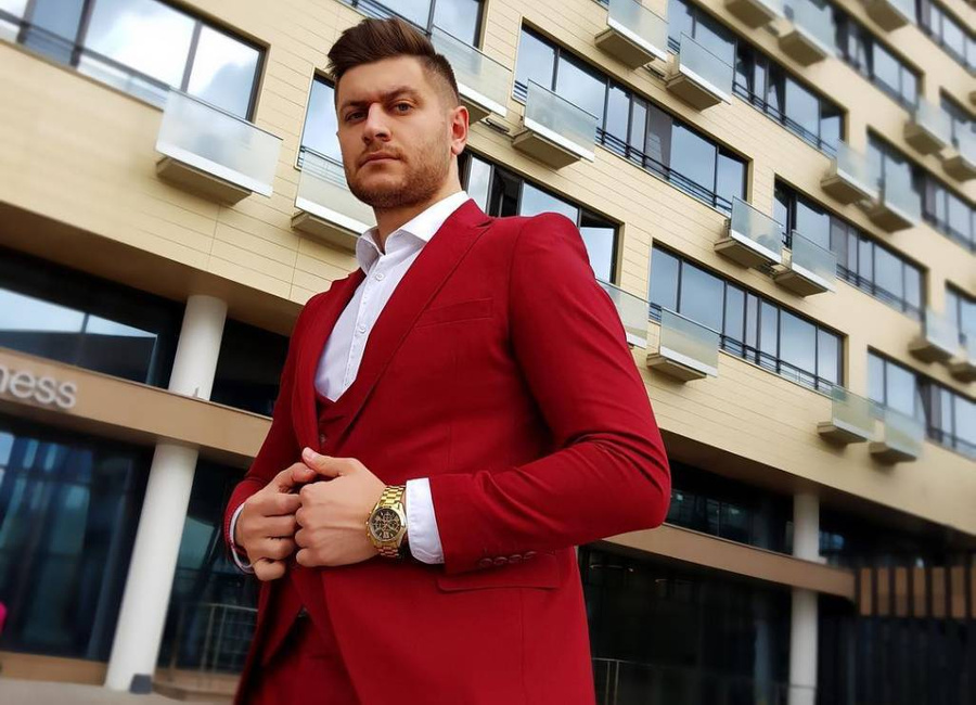 Экс-бойфренд Бузовой стал новым ведущим «Дома-2»