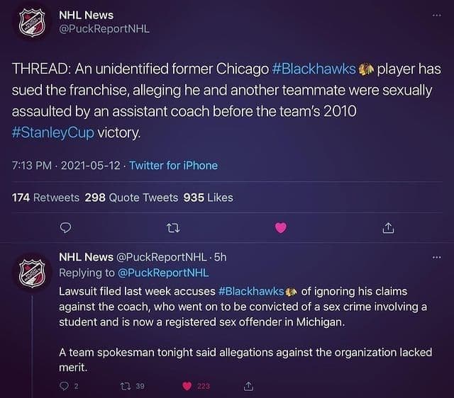 «Включил порно и начал мастурбировать». Секс-скандал в НХЛ: игрок «Чикаго» обвиняет тренера в домогательствах