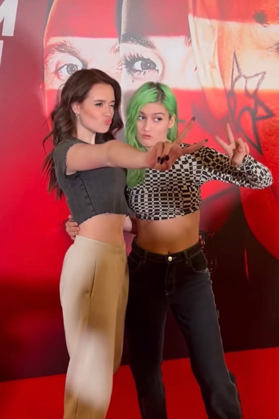 Настя Рыжик и Лианель побывали на премьере «Русского ниндзя»