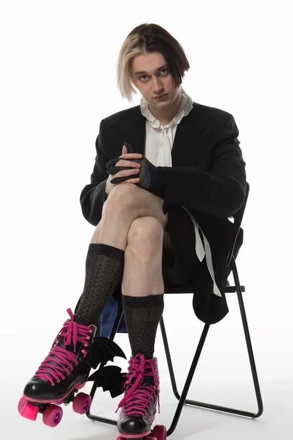 Некоглай поделился снимками со своей первой фотосессии