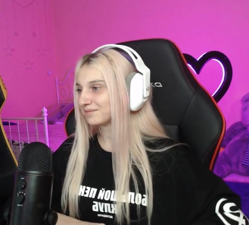 Даша Корейка призналась, что неравнодушна к Некоглаю