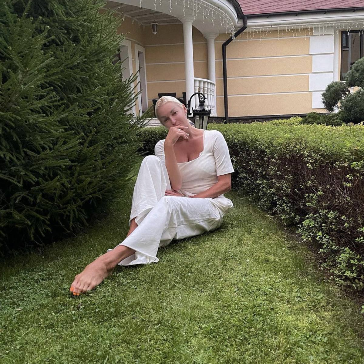 Соседи Волочковой подали в суд на нее за то, что она какает